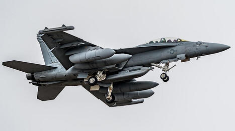 l'US Navy injecte 876 m$ pour acc&eacute;l&eacute;rer le developpement du pod de brouillage NGJ-LB du EA-18G Growler | DEFENSE NEWS | Scoop.it