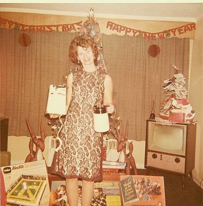 Mom Get's Small Appliances As Gifts #vintage #kitsch | Kitsch | Scoop.it