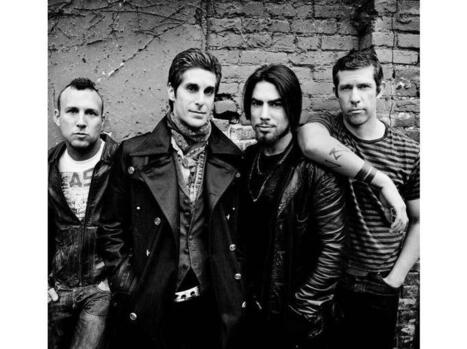 A Year After Their On-Stage Fight, Members Of Jane's Addiction Resolve Their Differences | Hypebot &bull; new music industry, music marketing & music tech news from across the web | Scoop.it
