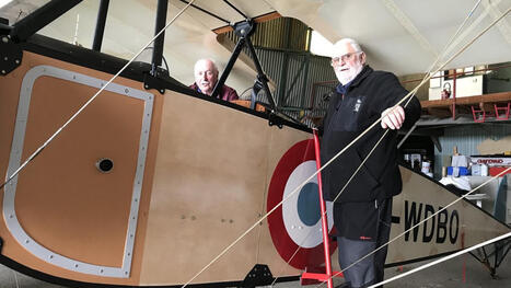 "Notre vie de travail qui se prolonge ici"&nbsp;: Les anciens ouvriers de l&rsquo;usine Morane-Saulnier redonnent vie &agrave; un avion mythique | Accueil | Scoop.it