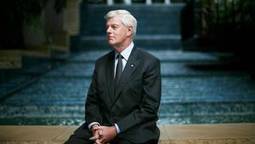 Teachers&rsquo; pay should be based on performance, not years worked: report | 21st Century Learning and Teaching | Scoop.it