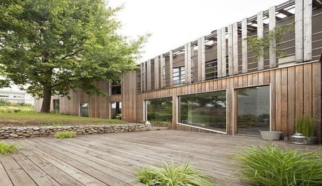 Astucieuse maison bois contemporaine dans un écoquartier urbain en Ile de France | Build Green, pour un habitat écologique | Scoop.it