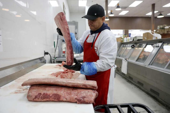 Trump Accuses Meatpackers of Colluding to Boost Beef Prices | Business Report - Making A Difference | Scoop.it