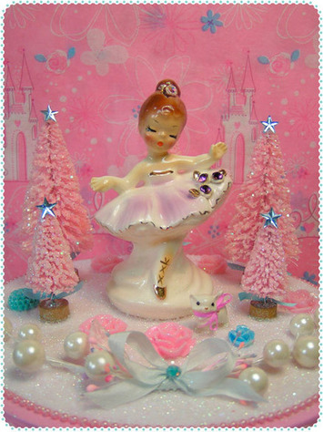 Pretty pink ballerina figurine | Kitsch | Scoop.it