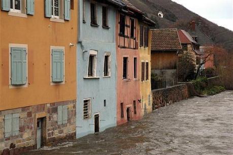 Fil Info | Thann les pieds dans l'eau, le Rhin également placé en vigilance jaune - L'Alsace | water news | Scoop.it