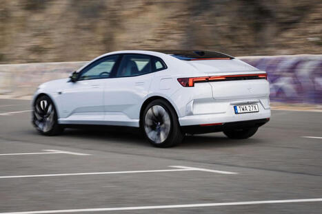 Mercedeksess&auml; oli t&auml;m&auml; ominaisuus jo yli 20 vuotta sitten: Nyt se tulee pakolliseksi | 1Uutiset - Lukemisen t&auml;hden | Scoop.it