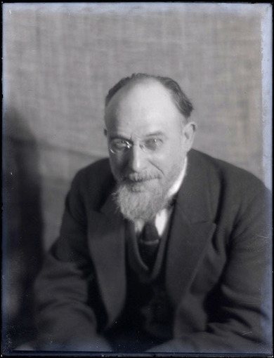 Erik Satie, m&eacute;moires d'un amn&eacute;sique | Revue de presse th&eacute;&acirc;tre | Scoop.it