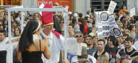 Ateos se manifiestan en Madrid con poca presencia policial - 20minutos.es | Religiones. Una visión crítica | Scoop.it