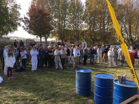 Mobilisation des Apiculteurs devant l'INRA d'Avignon en soutien à l'ITSAP | Variétés entomologiques | Scoop.it