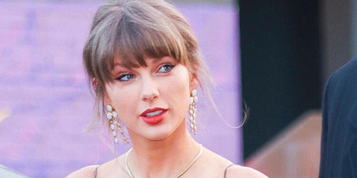 Taylor Swift Makes Her First Post-Wedding Appearance at... Another Wedding! | The UHNW Lifestyle Report | Scoop.it