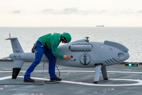 La Marine nationale commande cinq drones Camcopter S-100 | DEFENSE NEWS | Scoop.it