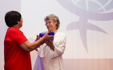 Reding reçoit le Global Women’s Leadership Award | Luxembourg (Europe) | Scoop.it