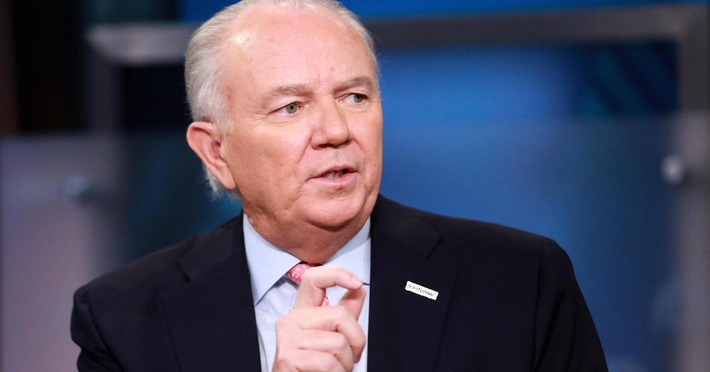 Don't worry—cheap gas here to stay: AutoNation CEO | Financial Markets Report  - Transforming Money Into Wealth | Scoop.it