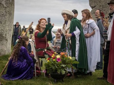 Druids and pagans gather at Stonehenge for fall equinox | Contemporary Paganism | Scoop.it
