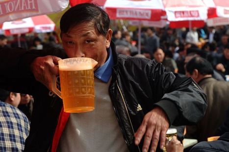 Vietnam's Drinkers Are Giving the World's Top Brewers Beer Goggles | ASIES | Scoop.it