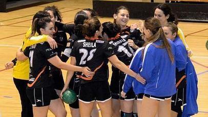 DHF: Valencia y Elche recuperan el pulso a la liga con victoria | Balonfemme | Scoop.it