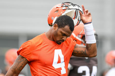 Deshaun Watson Declares His Intention to Sue NFL - Sportscasting.com | Operation Oya | Scoop.it