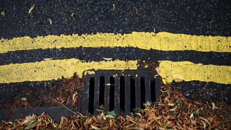 Drivers could soon be allowed to park on double yellow lines - but there's a catch | Cityspots | Scoop.it