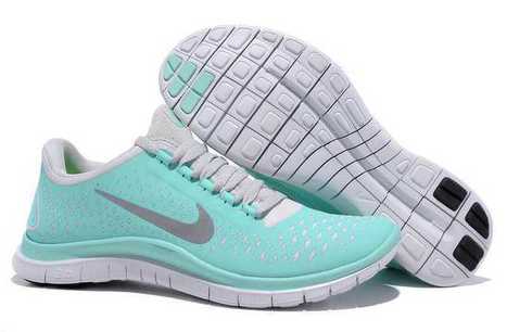 nike free run mint green