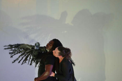 Au Mouffetard, à Paris, « La Langue des cygnes » : une adaptation onirique du « Vilain Petit Canard » | Revue de presse théâtre | Scoop.it