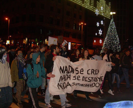 [Fotos] Indignados cortan la Gran Vía en protesta por el desalojo del Hotel Madrid :: lahaine.org | La R-Evolución de ARMAK | Scoop.it