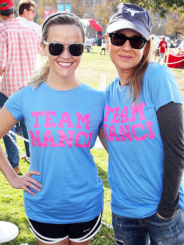 Reese Witherspoon, Renée Zellweger Team Up to Support Friend with ALS | #ALS AWARENESS #LouGehrigsDisease #PARKINSONS | Scoop.it