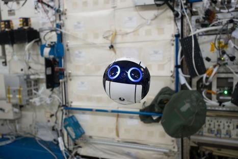 Camera drone for space station is ball of cuteness with cube-shaped brain | Robots in Higher Education | Scoop.it