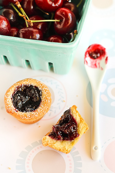 raspberri cupcakes: Cherry Pie Shortbread Bites | Candy Buffet Weddings, Favors, Events, Food Station Buffets and Tea Parties | Scoop.it