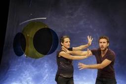 Avignon : « Antonio e Cleopatra » de Tiago Rodrigues, un spectacle amoureux | Artists in public spaces | Scoop.it