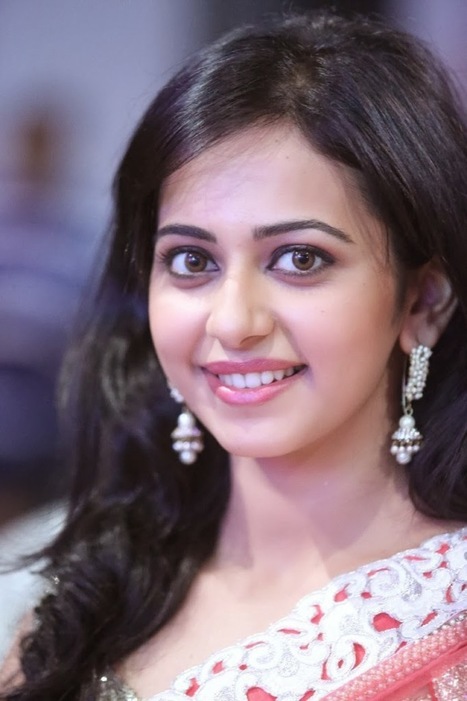 Actress Rakul Preet Singh in Peach Netted Saree at Venkatadri Express Audio Launch, Actress, Bollywood, Indian Fashion, Tollywood | Indian Fashion Updates | Scoop.it