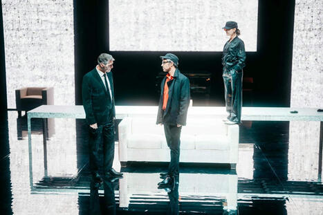 « Le Mage du Kremlin » où la plongée glaçante dans les affres du pouvoir russe à la Scala | Revue de presse théâtre | Scoop.it