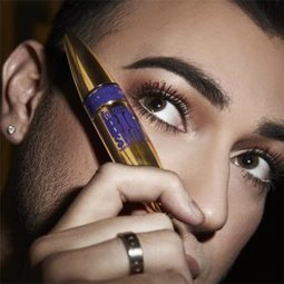 Gemey Maybelline enr&ocirc;le pour la premi&egrave;re fois un homme comme &eacute;g&eacute;rie | Les Gentils PariZiens | style & art de vivre | Scoop.it