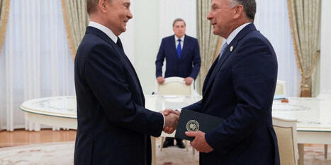 'Truly extraordinary': Analyst shocked by Trump insider's conduct in negotiation - Raw Story | Backstabber Watch | Scoop.it