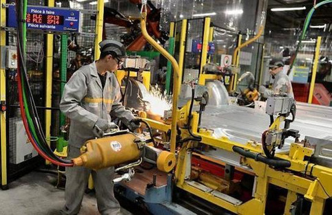 Normandie. A Sandouville, une deuxième vie pour Renault | Veille territoriale AURH | Scoop.it