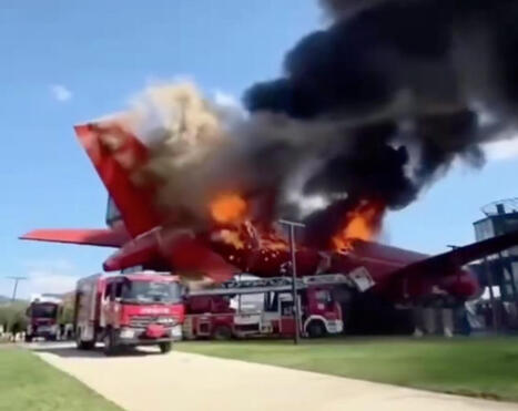 En Turquie, le feu ravage un Airbus A340 de Turkish Airlines reconverti en mus&eacute;e a&eacute;ronautique | AERONAUTIQUE NEWS - AEROSPACE POINTOFVIEW - AVIONS - AIRCRAFT | Scoop.it