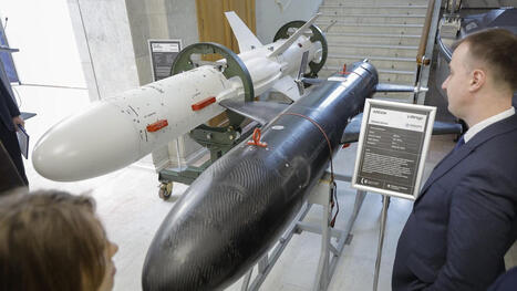 Guerre en Ukraine&nbsp;: modifi&eacute;s pour atteindre des cibles terrestres, des missiles antinavires R-360 "Neptune" ont d&eacute;truit des ateliers de fabrication de drones russes | DEFENSE NEWS | Scoop.it