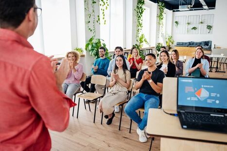 The Presentation Station Should Belong to the Space, Not the Speaker | Education 2.0 & 3.0 | Scoop.it