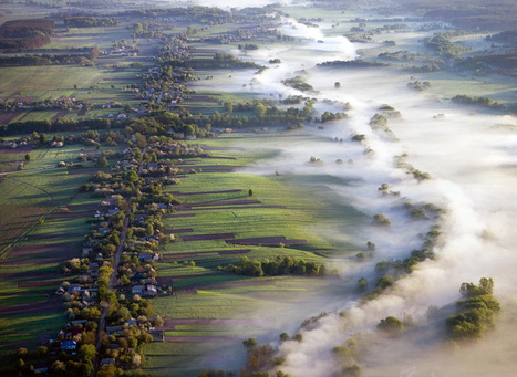 30 Beautiful Landscapes Draped in Fog | Everything Photographic | Scoop.it