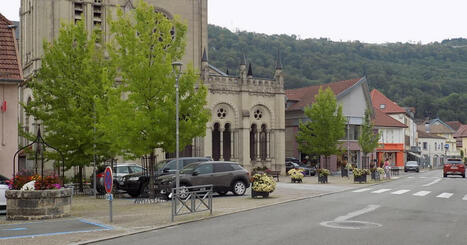 Pont-de-Roide-Vermondans. Renaturer le parvis de l&rsquo;&eacute;glise et d&eacute;simperm&eacute;abiliser la cour de l&rsquo;&eacute;cole | Petites villes de demain | Veille presse | Scoop.it