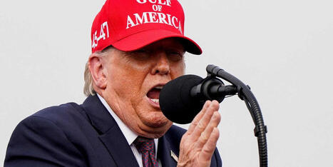 Trump signals new war is coming as he brings it up to CNN reporter 'without being asked' - Raw Story | Backstabber Watch | Scoop.it