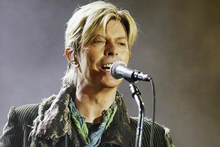 Petition launched calling on God to bring David Bowie back to life | Walking On Sunshine | Scoop.it