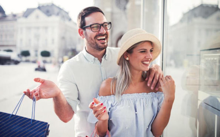 2 Billionaire Investors Own Amazon Stock. Should You Buy It Too? | Family Office & Billionaire Report - Empowering Family Dynasties | Scoop.it