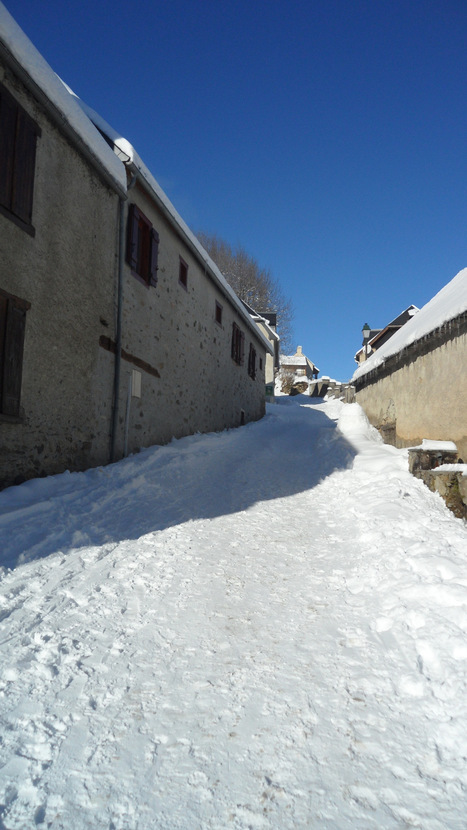 Pratique de la luge ou du ski interdite dans les rues de Ens | Vallées d'Aure & Louron - Pyrénées | Scoop.it