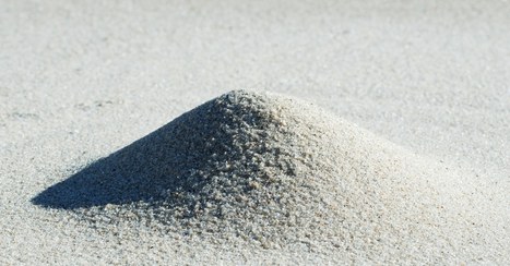 The Ultra-Pure, Super-Secret Sand That Makes Your Phone Possible | Sandy Beach Ecology & Management | Scoop.it