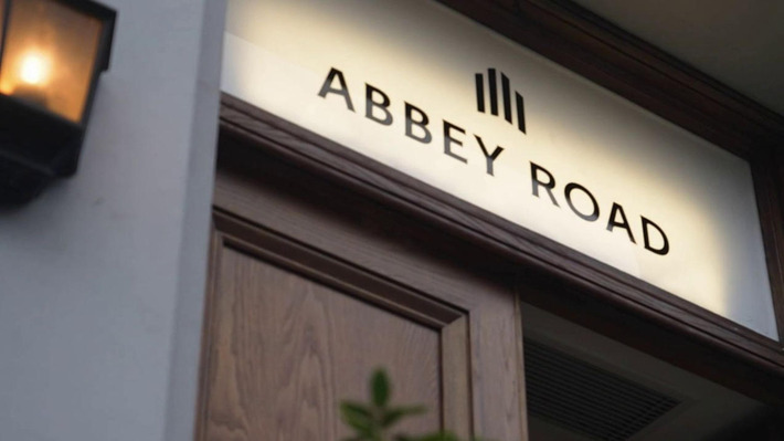 Dans les coulisses d'Abbey Road, le studio mythique des Beatles qui continue d'attirer artistes et touristes | D&eacute;couvrir, se former et faire | Scoop.it
