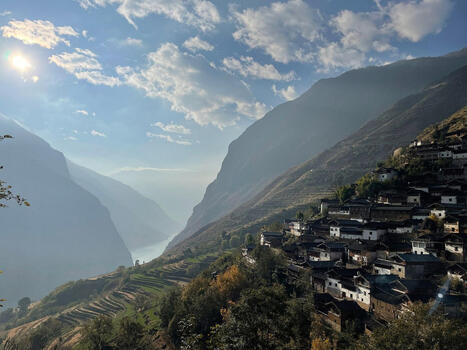 Chine : ces m&eacute;tiers mill&eacute;naires perdurent dans un pays m&eacute;canis&eacute; | Kunming-Yunnan | Scoop.it