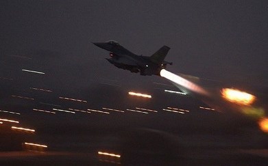 Les avions de la coalition ont effectu&eacute; 20 raids a&eacute;riens sur les positions de Daesh &agrave; Mossoul samedi soir | Le Kurdistan apr&egrave;s le g&eacute;nocide | Scoop.it