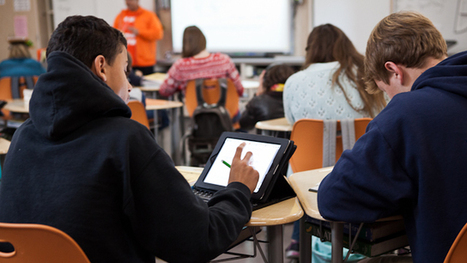 How Students Uncovered Lingering Hurt From LAUSD iPad Rollout - Mind/Shift | ED 262 Institutional Discrimination | Scoop.it