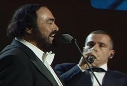 Maestro Luciano Pavarotti and the wonderful Eros Ramazzotti - "Se Bastasse Una Canzone" - EverybodyLovesItalian.com | Italian Entertainment And More | Scoop.it