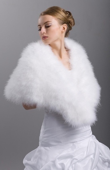 ETOLE Plumes Blanche Splendide - NEuve - Paris | Robes de mariée d'occasion | Scoop.it